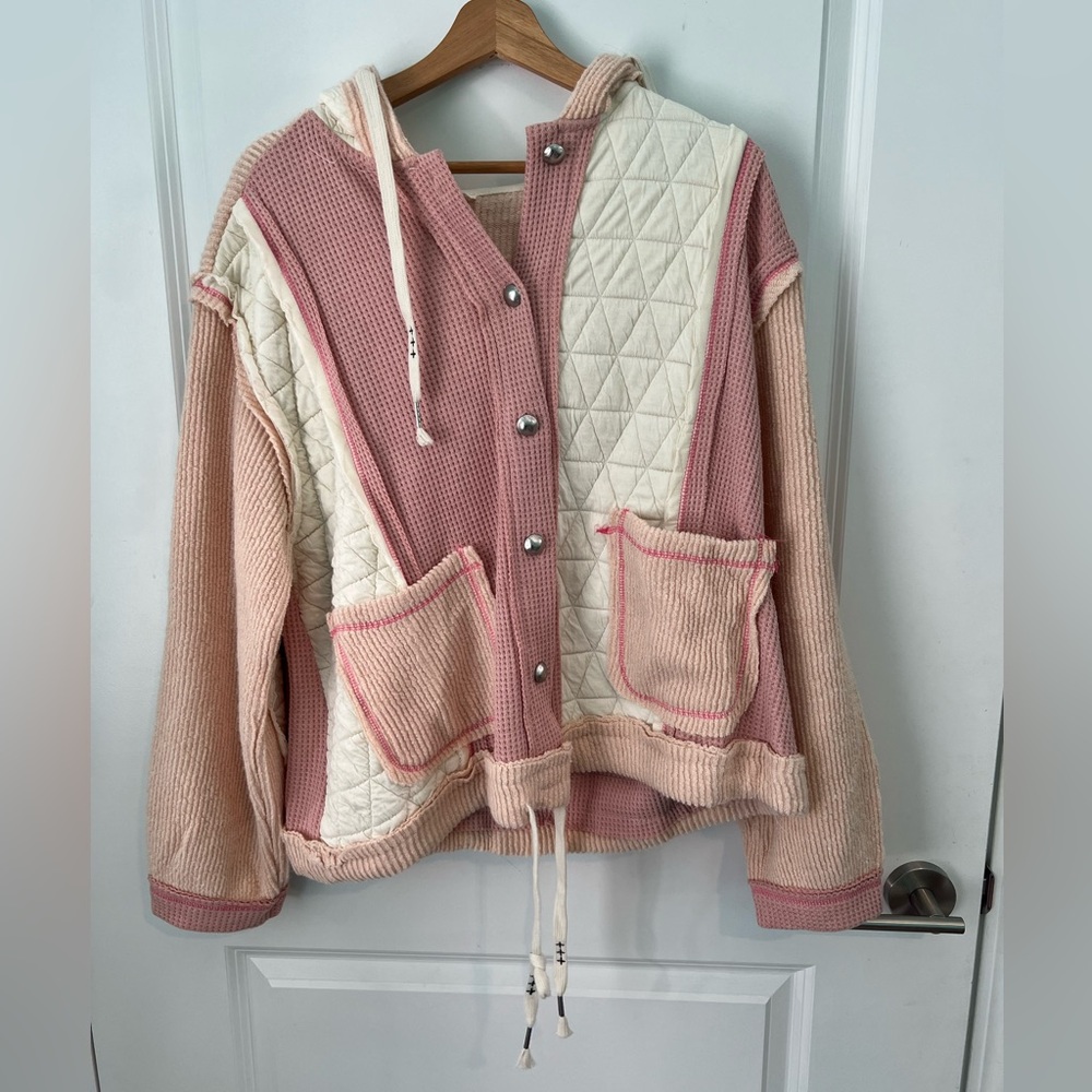 POL Mixed Fabric Hooded Button Down Shacket in Pink/Beige Size Medium - Picture 2 of 6